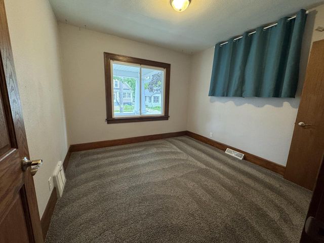 517 Hayes AVENUE, Racine, WI 53405