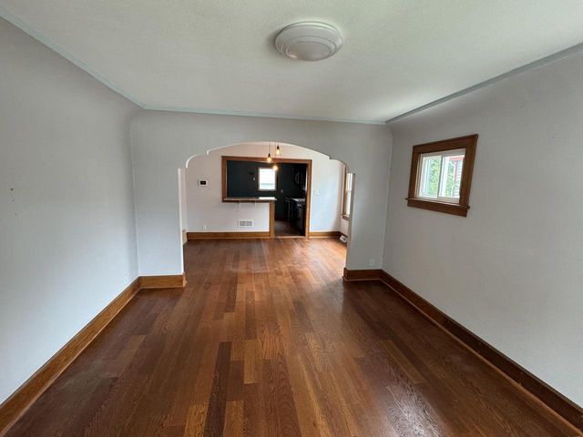 517 Hayes AVENUE, Racine, WI 53405