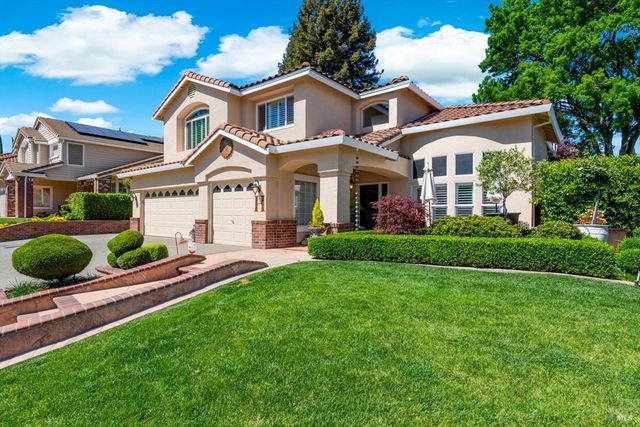 501 Canyon Oak Dr, Vacaville, CA 95688