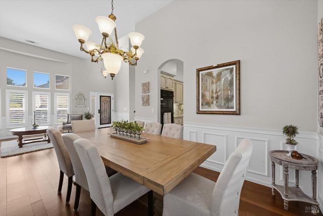 501 Canyon Oak Dr, Vacaville, CA 95688