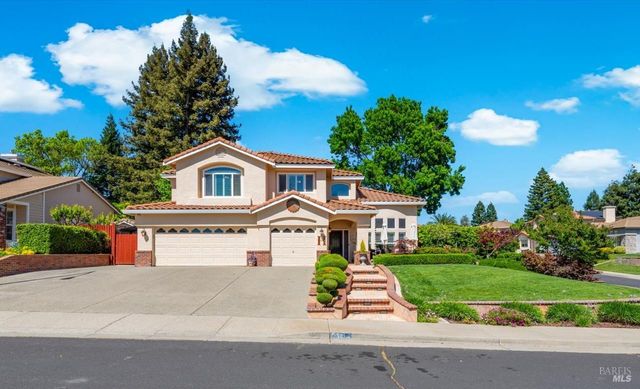 501 Canyon Oak Dr, Vacaville, CA 95688