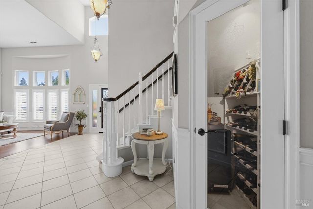 501 Canyon Oak Dr, Vacaville, CA 95688