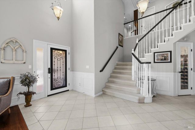 501 Canyon Oak Dr, Vacaville, CA 95688