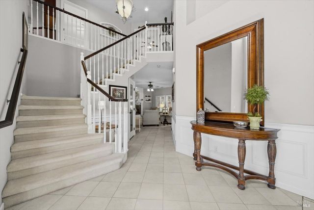 501 Canyon Oak Dr, Vacaville, CA 95688