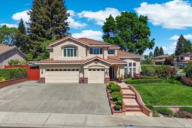 501 Canyon Oak Dr, Vacaville, CA 95688