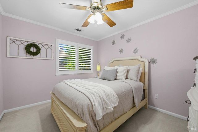 501 Canyon Oak Dr, Vacaville, CA 95688