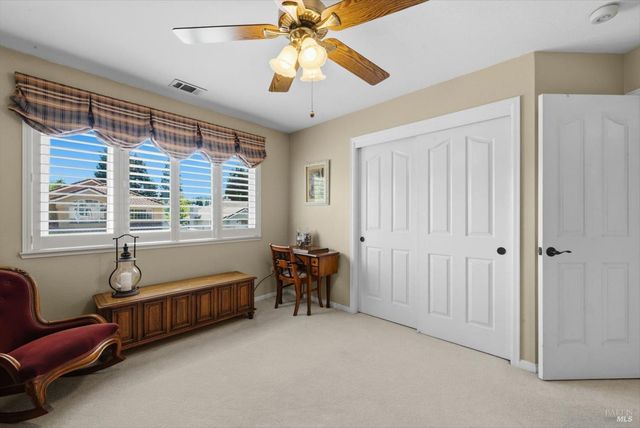 501 Canyon Oak Dr, Vacaville, CA 95688