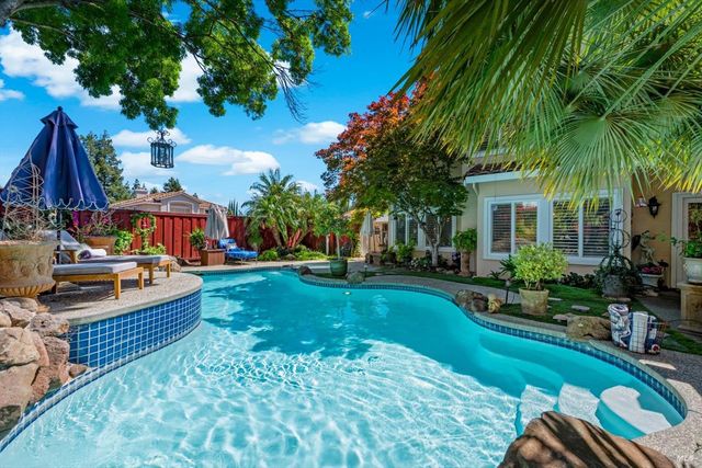 501 Canyon Oak Dr, Vacaville, CA 95688