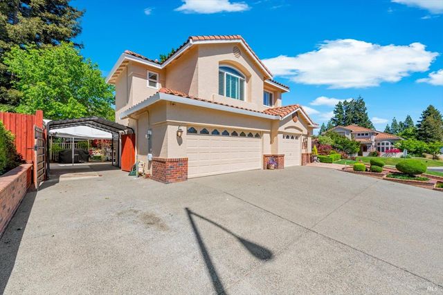 501 Canyon Oak Dr, Vacaville, CA 95688