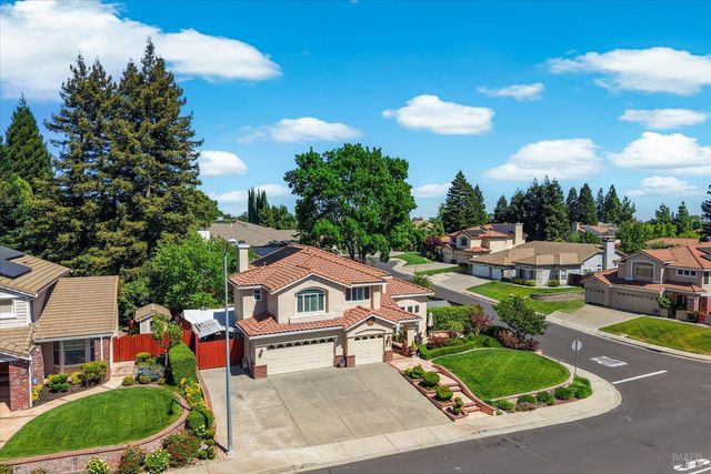 501 Canyon Oak Dr, Vacaville, CA 95688
