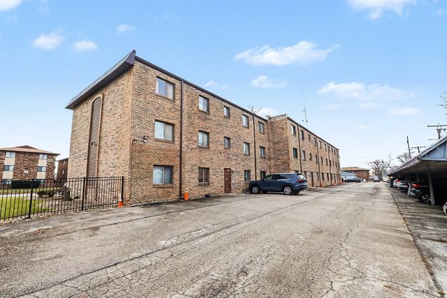 3018 Bernice Road 205, Lansing, IL 60438