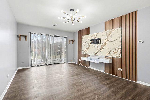 3018 Bernice Road 205, Lansing, IL 60438