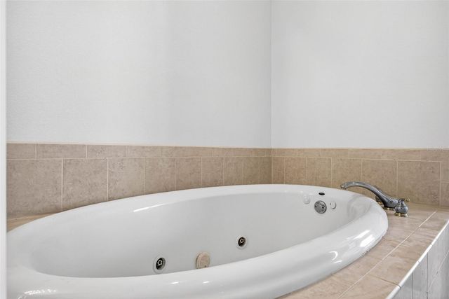 4324 SPINNAKER COVE LANE, Tampa, FL 33615