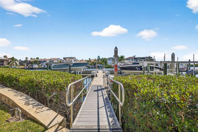 4324 SPINNAKER COVE LANE, Tampa, FL 33615