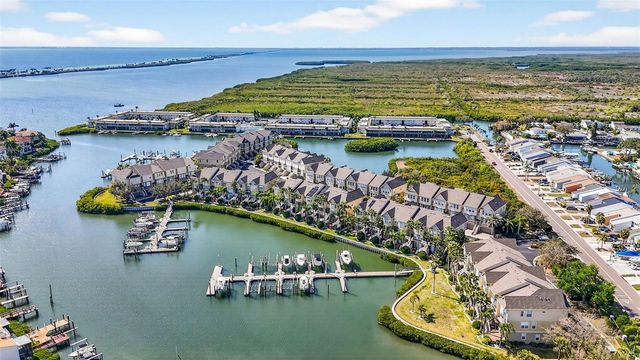 4324 SPINNAKER COVE LANE, Tampa, FL 33615