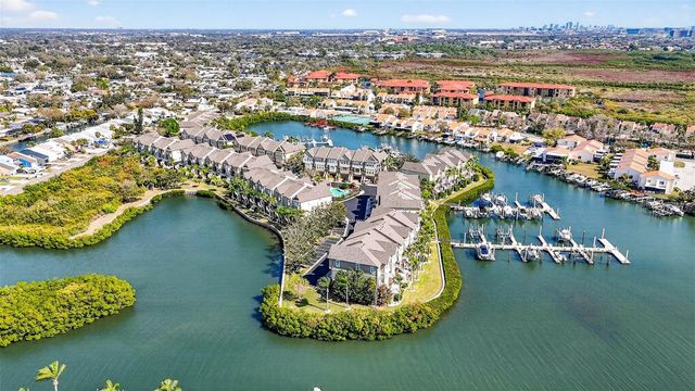 4324 SPINNAKER COVE LANE, Tampa, FL 33615