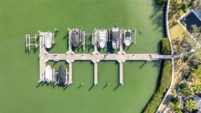 4324 SPINNAKER COVE LANE, Tampa, FL 33615