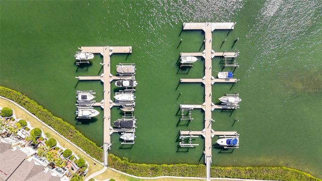 4324 SPINNAKER COVE LANE, Tampa, FL 33615