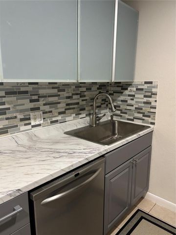 543 SW 61st Ter 1, Margate, FL 33068