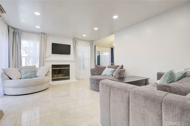 12325 Sweetbriar, Pacoima, CA 91331