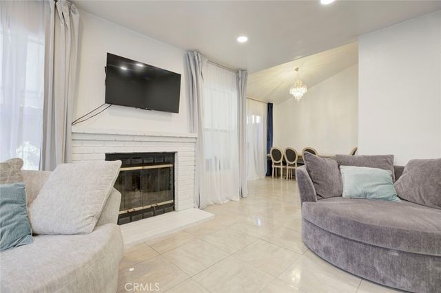 12325 Sweetbriar, Pacoima, CA 91331