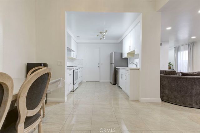 12325 Sweetbriar, Pacoima, CA 91331