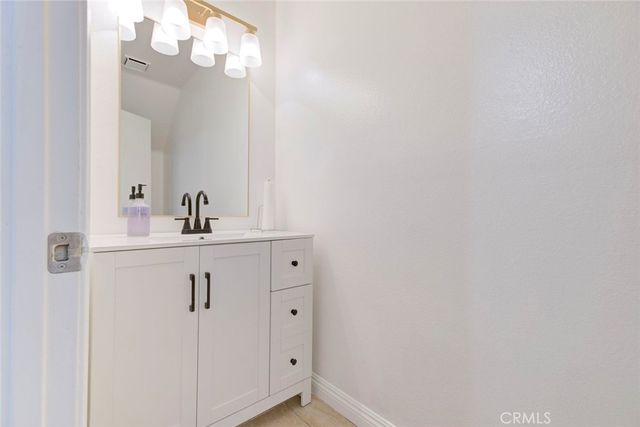 12325 Sweetbriar, Pacoima, CA 91331