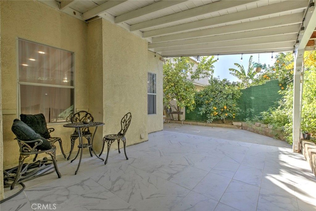 Image 21 of property listing at 12325 Sweetbriar, Pacoima, CA 91331