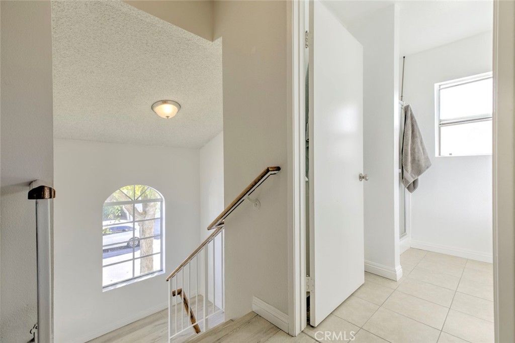 Image 27 of property listing at 12325 Sweetbriar, Pacoima, CA 91331