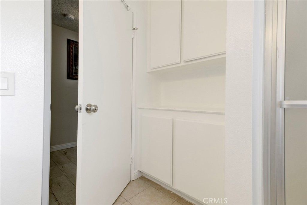 Image 42 of property listing at 12325 Sweetbriar, Pacoima, CA 91331