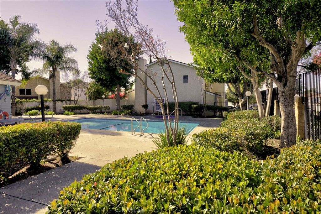 Image 46 of property listing at 12325 Sweetbriar, Pacoima, CA 91331