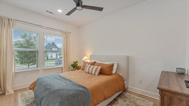 7102 SW Basswood Avenue, Bentonville, AR 72713