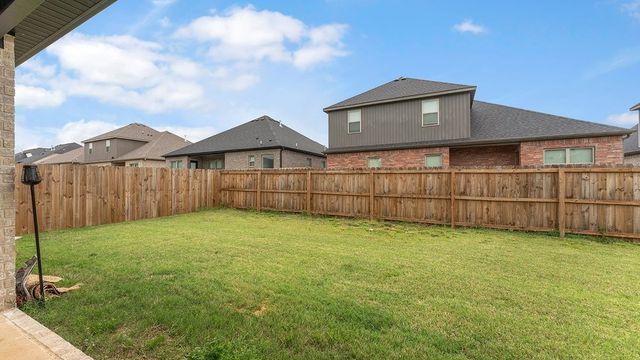 7102 SW Basswood Avenue, Bentonville, AR 72713