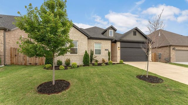 7102 SW Basswood Avenue, Bentonville, AR 72713