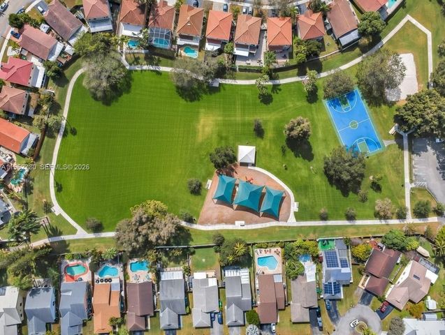 4011 SW 82nd Ter, Davie, FL 33328