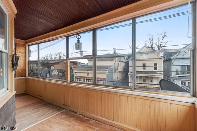 109 Orchard St, Elizabeth City, NJ 07208