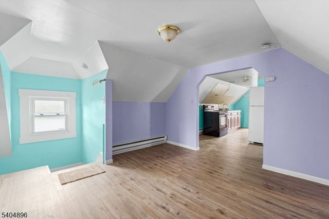 109 Orchard St, Elizabeth City, NJ 07208