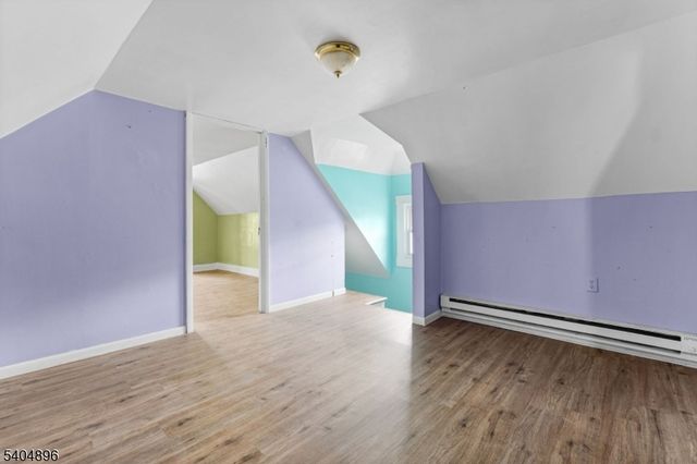 109 Orchard St, Elizabeth City, NJ 07208
