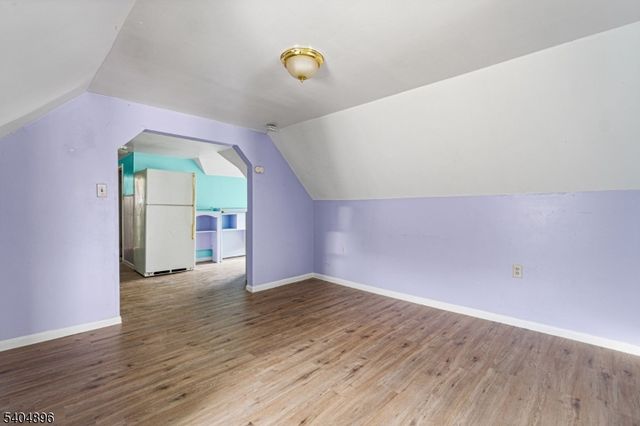 109 Orchard St, Elizabeth City, NJ 07208