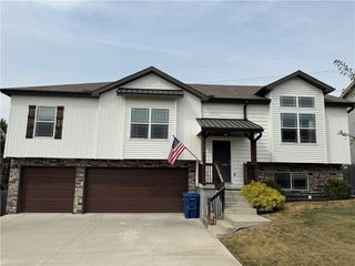 106 Division Street, Knob Noster, MO 65336