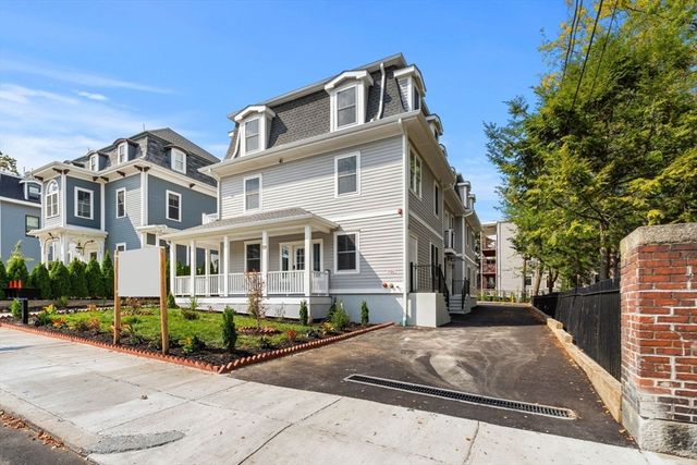 59 Perrin St 3, Boston, MA 02119