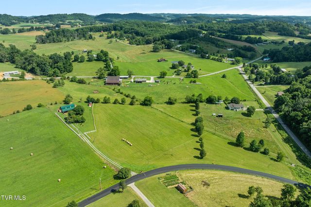 1115 North Heritage Road, Limestone, TN 37681
