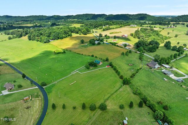 1115 North Heritage Road, Limestone, TN 37681