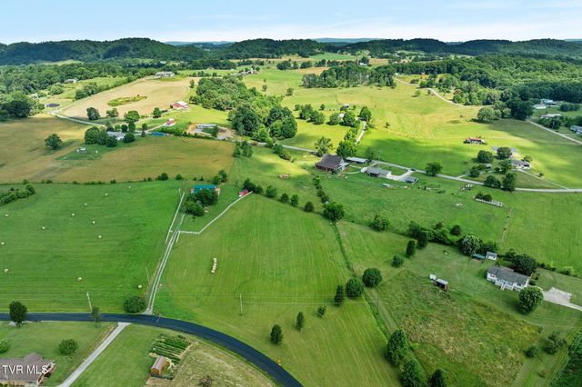1115 North Heritage Road, Limestone, TN 37681