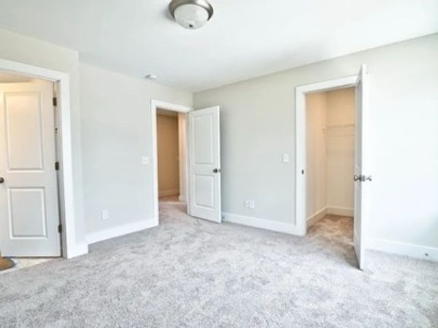 938 Kalu Dr, Murfreesboro, TN 37130
