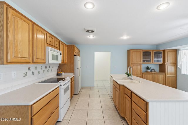 10339 W PRAIRIE HILLS Circle, Sun City, AZ 85351