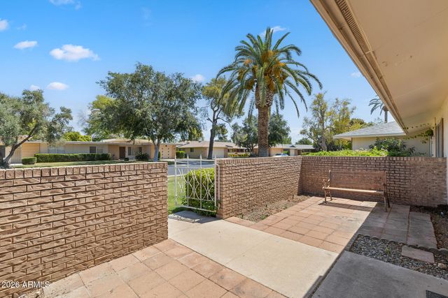 10339 W PRAIRIE HILLS Circle, Sun City, AZ 85351