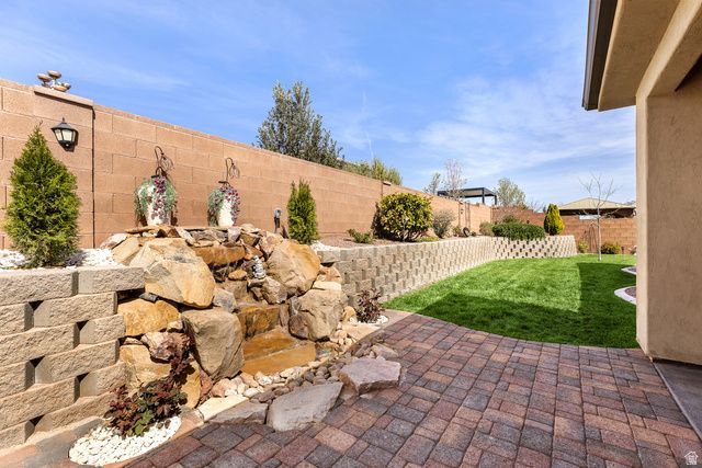 1729 E COUNTY CANYON DR, St. George, UT 84790