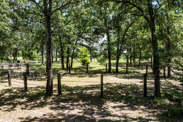 2090 Cr-104, Kaufman, TX 75142