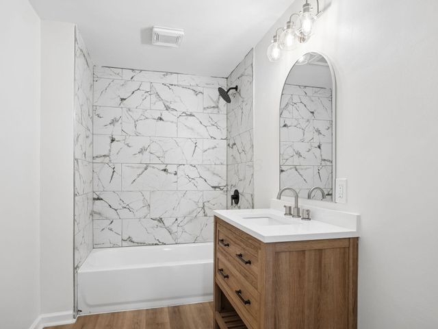 4912 Harrisburg Pike, Grove City, OH 43123